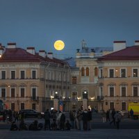 Осенняя луна... :: Nyusha .