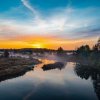 Утром на реке. :: Валерий 