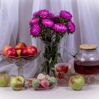 Чаепитие :: Людмила Павловна Крышковец