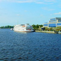 г.Казань - речной порт. :: Александр Владимирович Никитенко