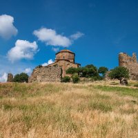 Джвари — грузинский монастырь и храм VII века. Грузия. :: Дина Евсеева