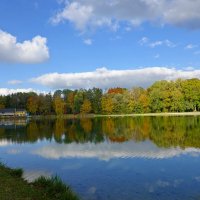 Цветная осень - вечер года - Мне улыбается светло... :: Галина 