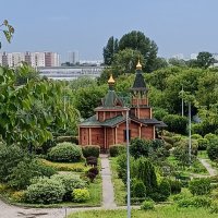 церковь Иоанна Богослова в монастырском саду :: Галина R...