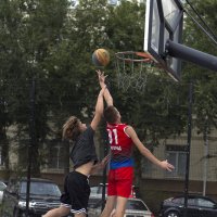Лето. Улица. Баскетбол. :: Александр Гриднев