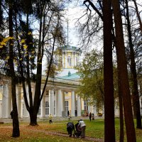 Архангельское. Осень. :: tatiana 