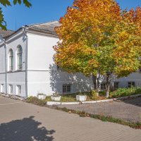 Осень в уездном городе :: Александр Филатов