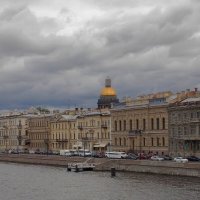 Золотой купол Исаакия, вид с Благовещенского моста :: Фотогруппа Весна Золотой купол Исаакия, вид с Благовещенского моста :: Фотогруппа Весна