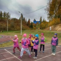 Спортсмены лыжной школы по подготовке олимпийского резерва, Юкки, СПб. Осень. :: Лилия *