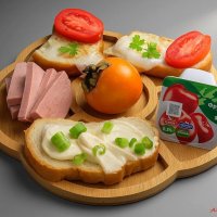 Скромный завтрак российского пенсионера...:-) :: Андрей Заломленков