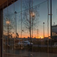 Вечер за окном кафе. :: Лилия *