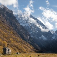 Ущелье скифского акинака :: Сергей Сабешкин Ущелье скифского акинака :: Сергей Сабешкин