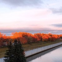 Рыбинск. Осень. Шлюзы. :: Михаил Свиденцов