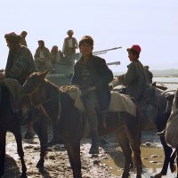 Переправа через реку Пяндж :: Сергей Золотавин