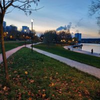 Ноябрьский вечер на пруду :: Андрей Лукьянов Ноябрьский вечер на пруду :: Андрей Лукьянов