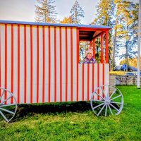 Купальная машина на колёсах :: Veera V