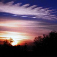 Уходит солнце на покой :: Людмила Смородинская