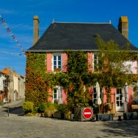 Ресторан на другой стороне замка Нуармутье :: Георгий А Ресторан на другой стороне замка Нуармутье :: Георгий А