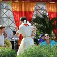 Танцы :: Валерий Пославский