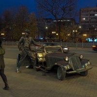 Городская Зарисовка :: юрий поляков