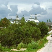 Ферапонтов монастырь от Кирилловской улицы :: Александр Ильчевский 