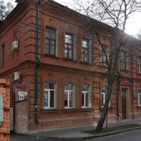 Дом, в котором жил Николай Нилович Бурденко (Дом Глущенко) :: Татьяна Машошина