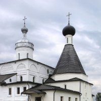 Собор Рождества Пресвятой Богородицы и Церковь преподобного Мартиниана :: Александр Ильчевский 