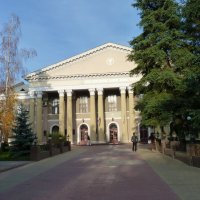 Здание мединститута :: Валентин Семчишин