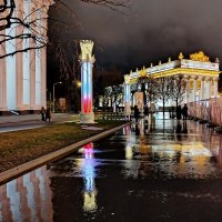 Ночной дождь на ВДНХ :: Александр Чеботарь