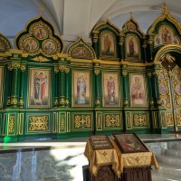 В храме Троицы :: Андрей Хлопонин В храме Троицы :: Андрей Хлопонин