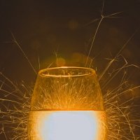 огонек в бокале :: Giant Tao /