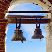 Осень в Тутаеве. :: Михаил Свиденцов