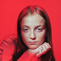 Портрет в красном :: Юра Викулин Портрет в красном :: Юра Викулин