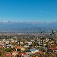 Вид с крепости Батонис -цихе на Алазанскую долину. Телави. Грузия :: Дина Евсеева