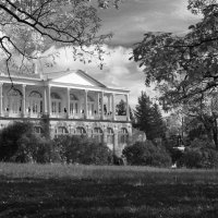Камеронова гелерея. Екатерининский парк :: Наталья 