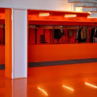 Гардероб в "Гараже" :: Анатолий Колосов