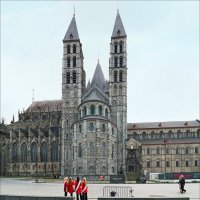 Четыре девы и один собор. :: Валерий Готлиб