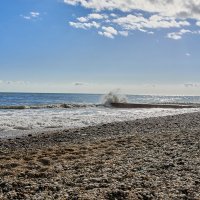 Пляж Новый Афон :: Александр Леонов