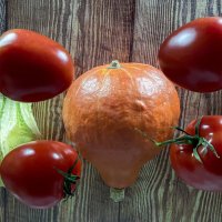 Помидорная левитация. :: Виктор Орехов