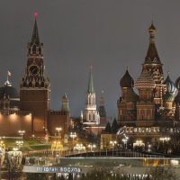 Спасская башня и храм Василия Блаженного :: <<< Наташа >>>