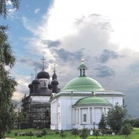 Собор Воскресения Христова и Собор Троицы Живоначальной :: Александр Ильчевский