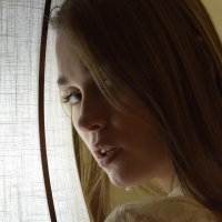 Девушка и свет :: Мария Яковлева