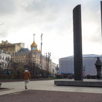 Городская Зарисовка :: юрий поляков