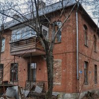 Старый дом, старый двор :: Татьяна Машошина Старый дом, старый двор :: Татьяна Машошина