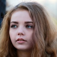 Уличный портрет :: Владимир59 