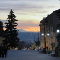 Вечерний Пятигорск. :: Александр Николаев Вечерний Пятигорск. :: Александр Николаев