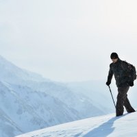 Идет :: Горный турист Иван Иванов Идет :: Горный турист Иван Иванов