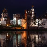 У монастырских стен :: Марина К. У монастырских стен :: Марина К.