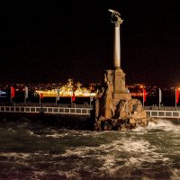 Ночная бухта. :: Сергей Воротников