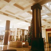 Вестибюль отеля SEA BEACH :: Игорь Солдаткин