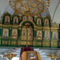 В храме Святой Троицы :: Андрей Хлопонин